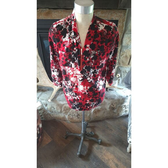 Jaclyn Smith Tops‎ Women’s XL  Red Black White Floral Blouse 3/4 Sleeve Shirt - Picture 8 of 9